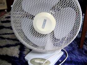 Freecycle Oscillating Fan