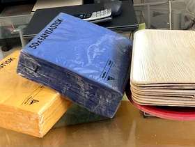 Freecycle IKEA serviettes & disposable plates