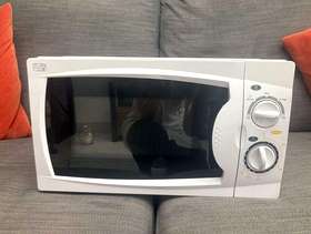 Freecycle Microwave