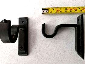 Freecycle Pair of Curtain Rail Brackets - 19mm