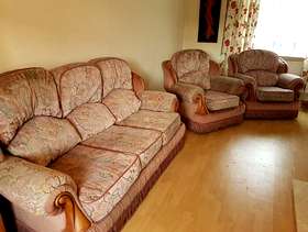 Freecycle 3-Piece Suite