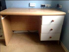 Freecycle Desk (MFI)