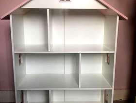 Freecycle Childs bookcase