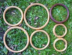 Freecycle Round picture frames