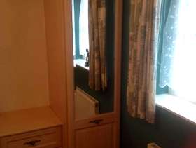 Freecycle Double fitted wardrobe and two drawer units three drawers