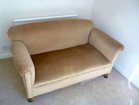 Freecycle Small settee