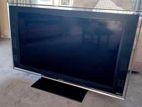 Freecycle Sony Bravia 40inch LCD TV
