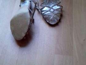 Freecycle Clarks Ivory satin Sandals