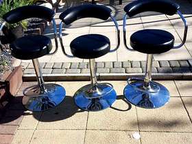 Freecycle Bar stools