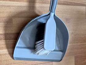 Freecycle Cleaning brush and paddle