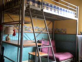 Freecycle Childs metal bed over desk/chairbed