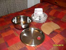 Freecycle Stainless steel round sink and Drainer set, NEW