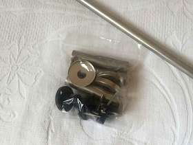 Freecycle Curtain pole - extendable