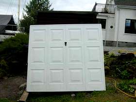 Freecycle Metal Garage Door