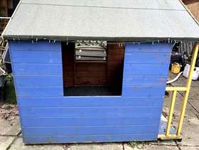 Freecycle Wooden garden playhouse