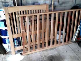 Freecycle Single bed frame with head and footboards