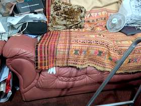 Freecycle Sofa set in Wembley