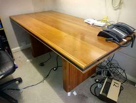 Freecycle Modern wooden desk