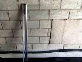 Freecycle Hinged glass shower screen