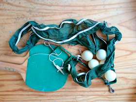 Freecycle Table tennis set