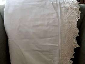 Freecycle Vintage White Valance