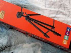 Freecycle Velbon EF-61 Adjustable Tripod