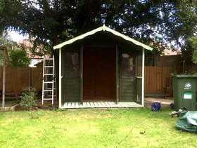 Freecycle Summer House