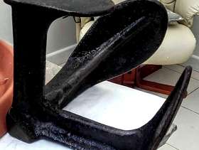 Freecycle Vintage cobblers last doorstop