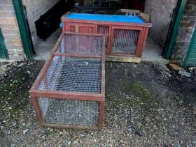Freecycle Hutch