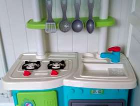 Freecycle Play kitchen