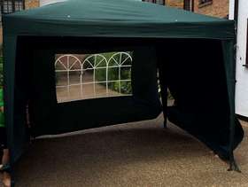 Freecycle Gazebo with 3 sides