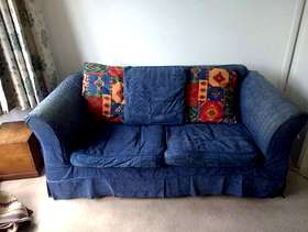 Freecycle Sofa bed and matching sofa