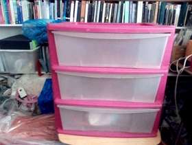 Freecycle Pink plastic chest of drawers