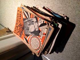 Freecycle A bunch of OLD piano scores ...