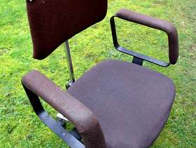 Freecycle Swivel office chair