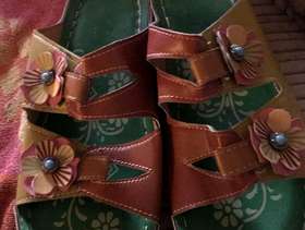 Freecycle Sandals size 4