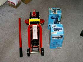 Freecycle Trolley jack +