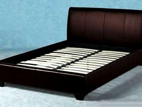 Freecycle Leather, Double bed.