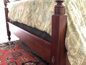 Freecycle Four poster queen bed