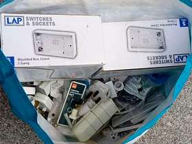 Freecycle Bag of sockets /electrical bits
