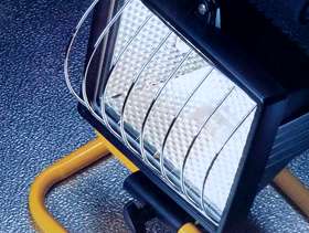 Freecycle Halogen outdoor floodlight