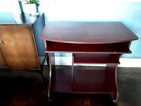 Freecycle Computer table