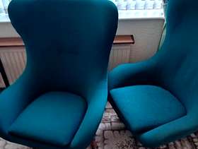 Freecycle 2 spinning chairs
