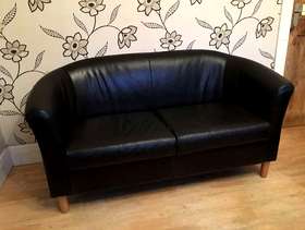 Freecycle Compact dark brown leather sofa