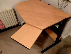 Freecycle Computer Desk