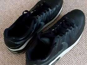 Freecycle Nike AirMax Black Trainers