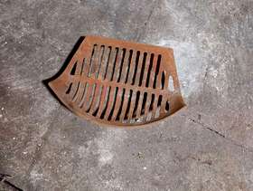 Freecycle Antique grate for small fire place