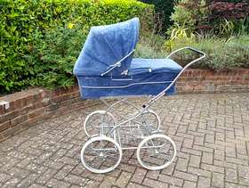 Freecycle Silver Cross Vintage pram