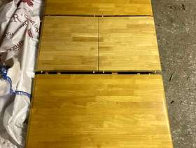 Freecycle Extendable kitchen dining table