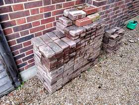 Freecycle Paving/path bricks